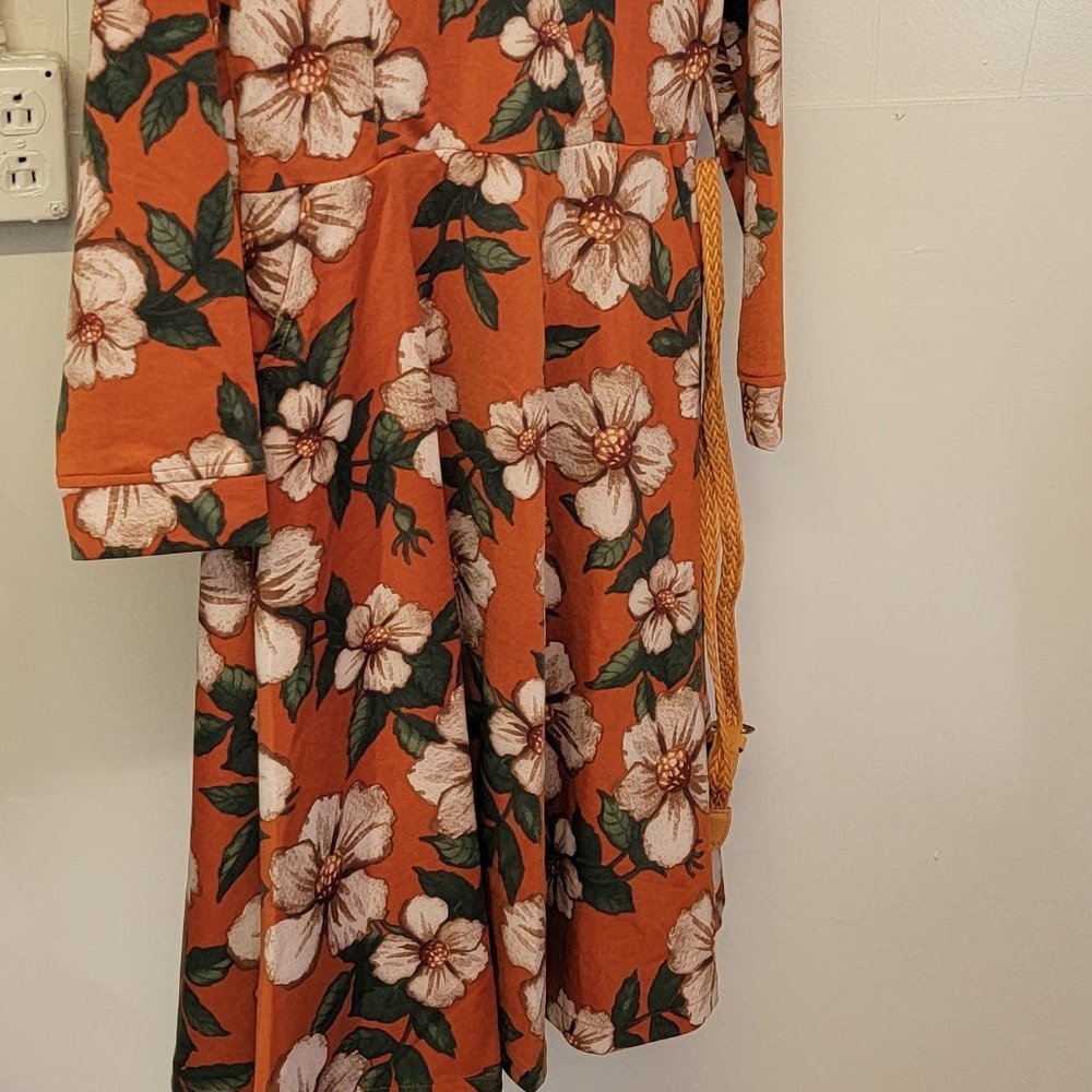 1505 - Wish Man Women's V-Neck Dress 3 XL